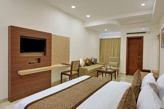 Hotel The Infinity Near Delhi Airport Nuova Delhi Esterno foto