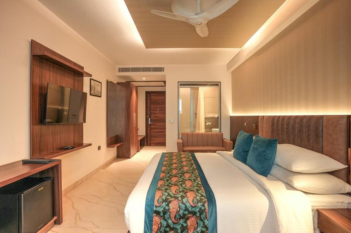Hotel The Infinity Near Delhi Airport Nuova Delhi Esterno foto